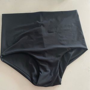 Nyssa postpartum underwear L/XL 3 pairs maternity